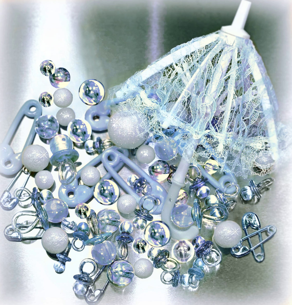 100 "schwebende" blaue Babyparty-Edelsteine ​​und Perlen, Vasen- und Tischdekoration