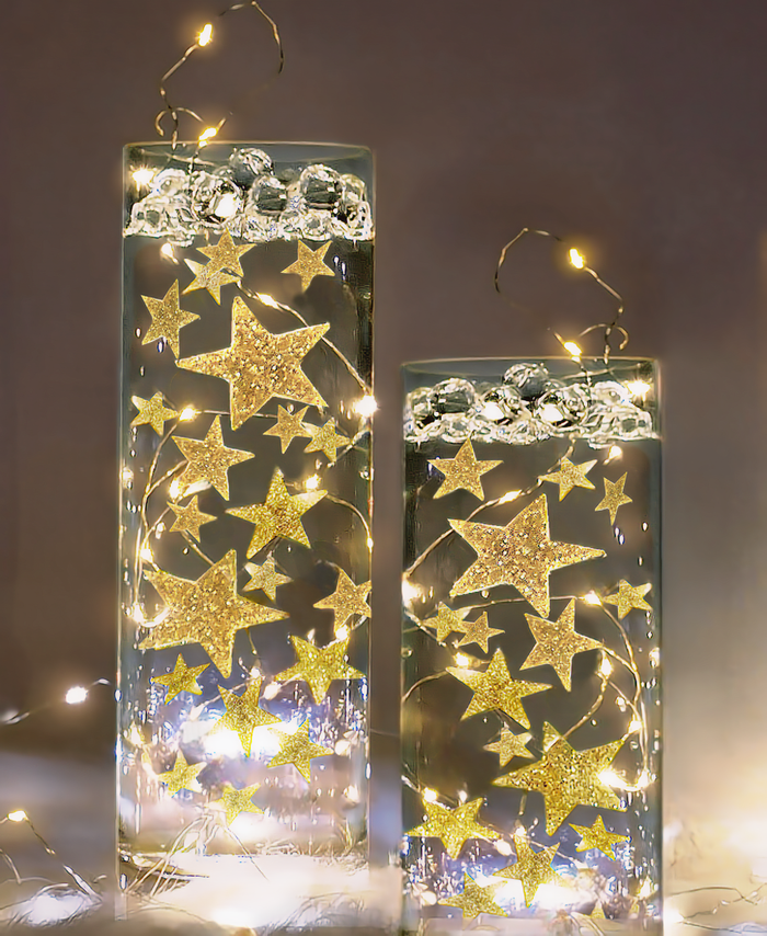 Schwebende goldene Glitzersterne mit optionaler Lichterkette – Vasendekorationen – Tischstreuer