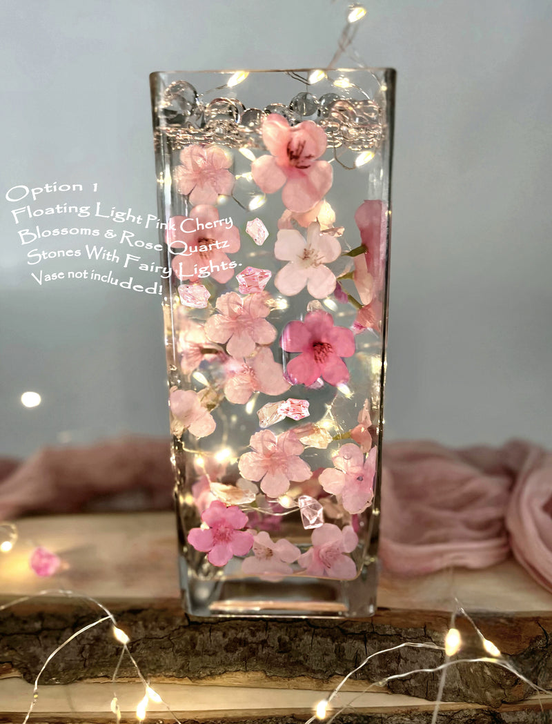 Schwimmende rosa Kirschblüten-Seidenblumen und Rosenquarz-Rosa-Meerglas – jede füllt 1 Gallone für Ihre Vasen – mit schwimmendem Gel-Set mit abgemessenem Vorbereitungsbeutel – Option für tauchfähige Lichterketten – Vasendekorationen