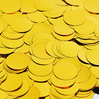„Floating“ Konfetti Metallic Gold mit optionaler Lichterkette – Vasendekorationen & Tischstreuer